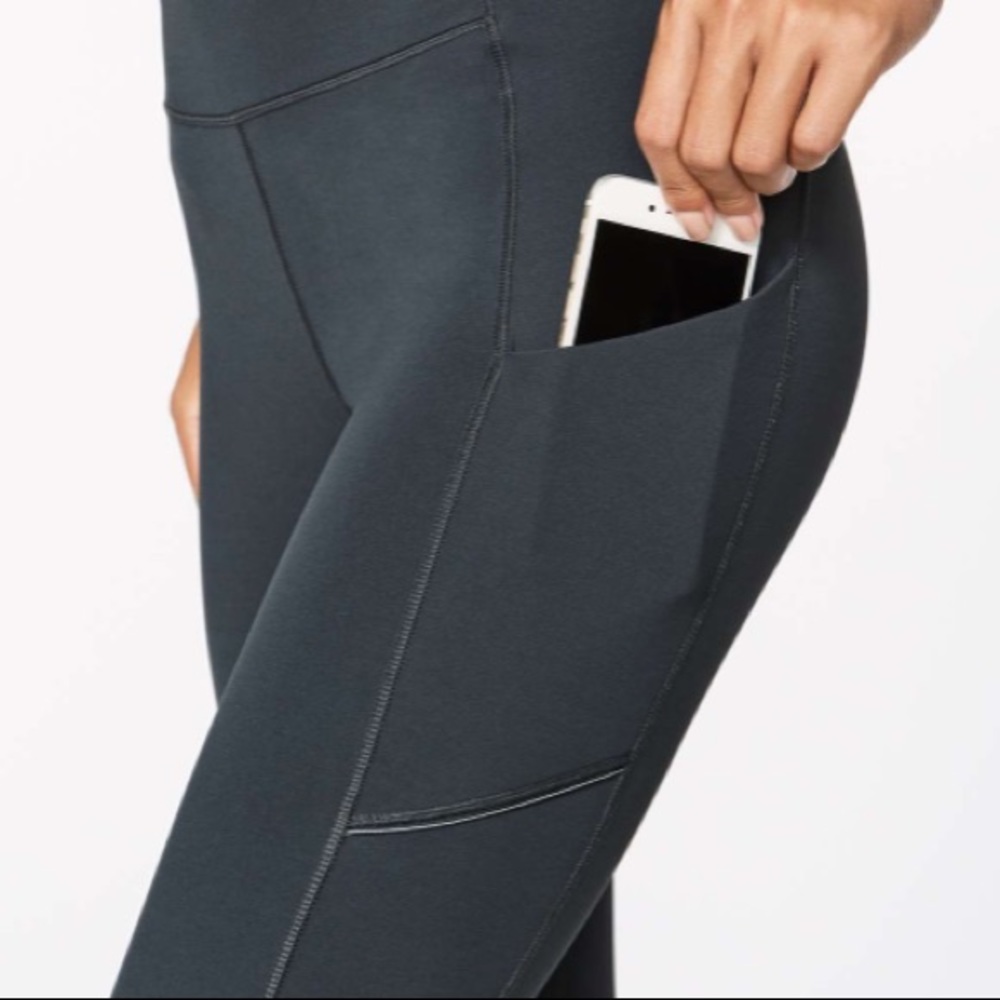 Lululemon Speed Up Crop 21” - Picture 4 of 12